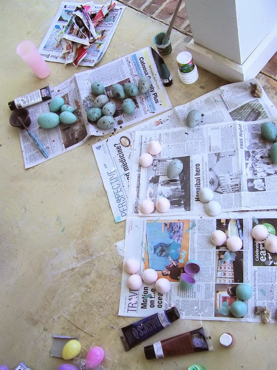 DIY Farmhouse Egg Decor Robins Egg Speckled