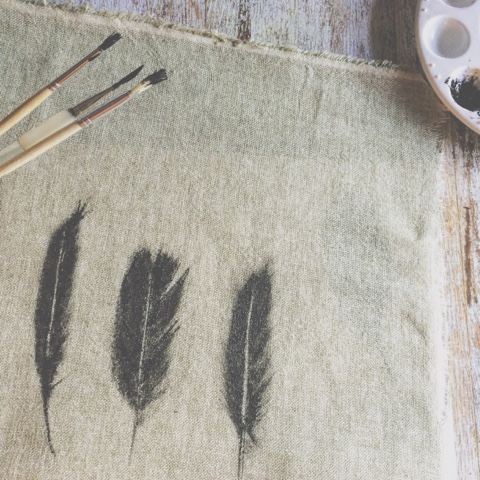 HOW TO PAINT FEATHERS