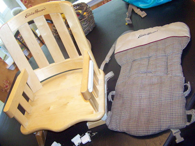 DIY RESTYLED BOOSTER SEAT