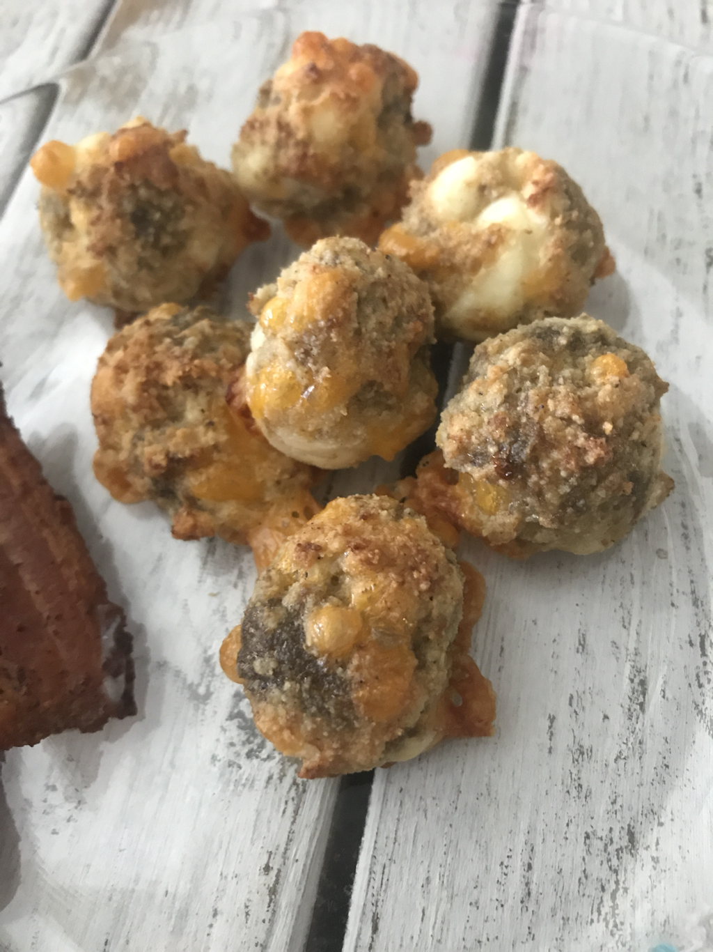 Momma's Sausage Balls Keto| Low Carb Style