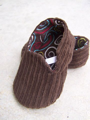 Free Sewing Pattern for Unisex Baby Shoes