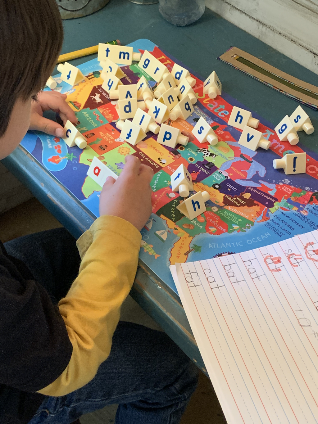 25+ Ways to Practice Word Families at Home with HomespunMom